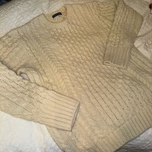 Cable Knit classy oversized Brandy Melville sweater